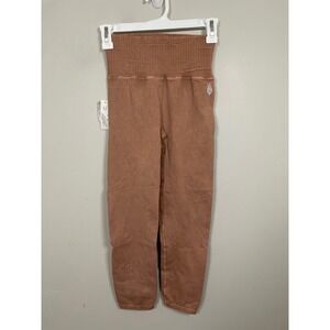 Free People Movement Good Karma High Rise 7/8 Leggings in Sand Size Medium/Large